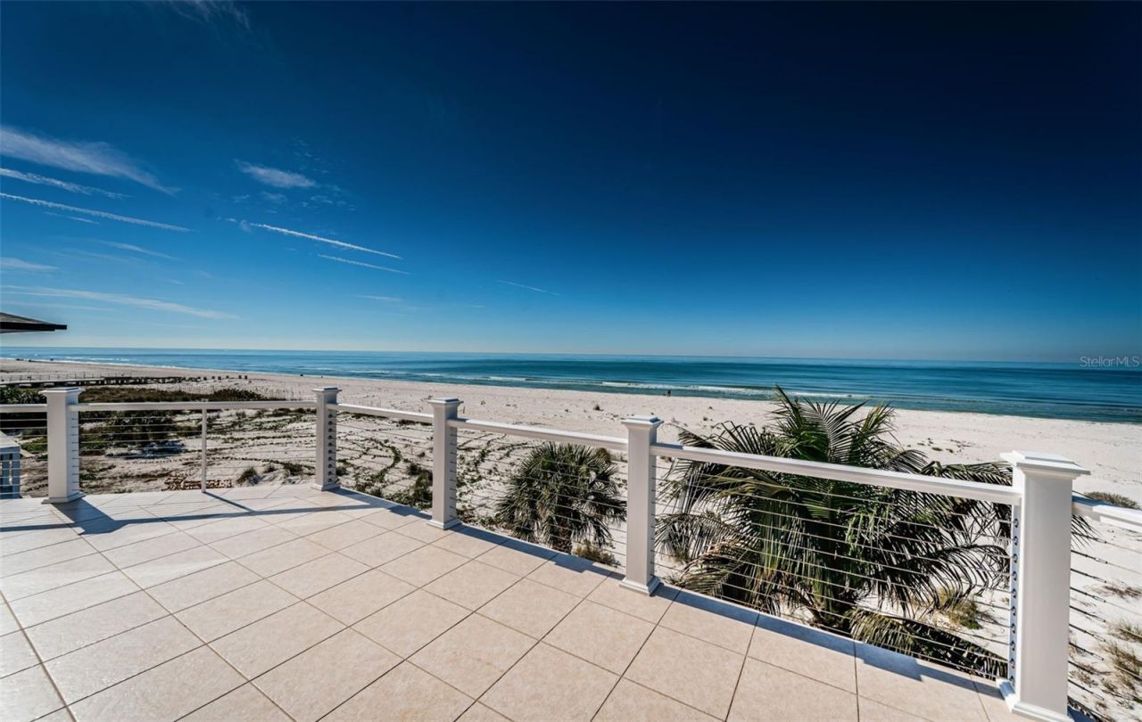 934 Eldorado Avenue, Clearwater Beach, FL 33767 Photo