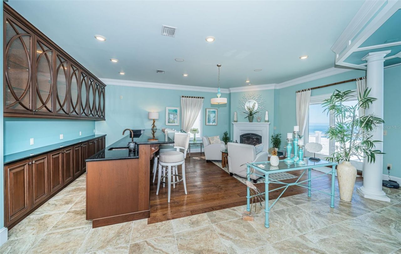 934 Eldorado Avenue, Clearwater Beach, FL 33767 Photo