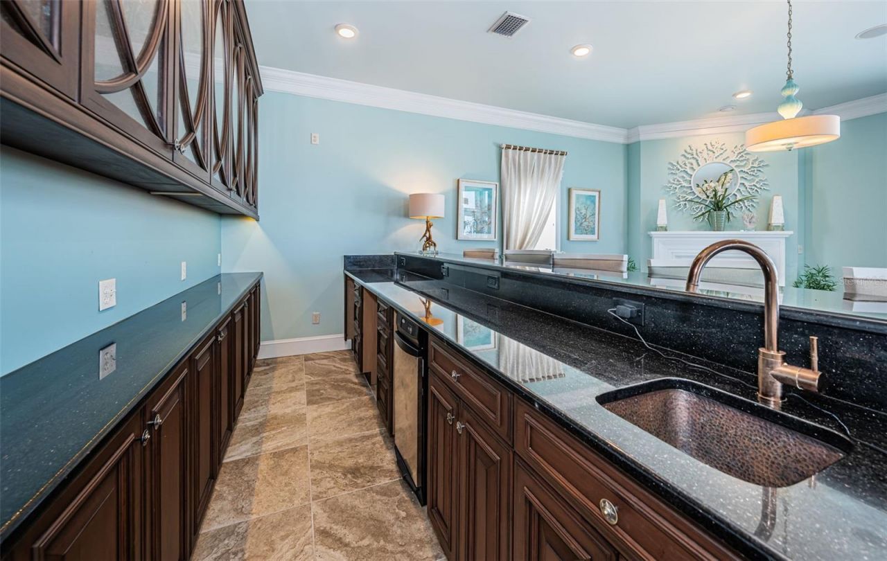 934 Eldorado Avenue, Clearwater Beach, FL 33767 Photo