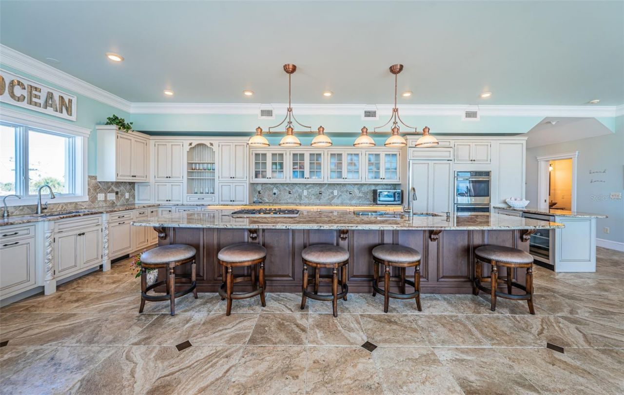 934 Eldorado Avenue, Clearwater Beach, FL 33767 Photo