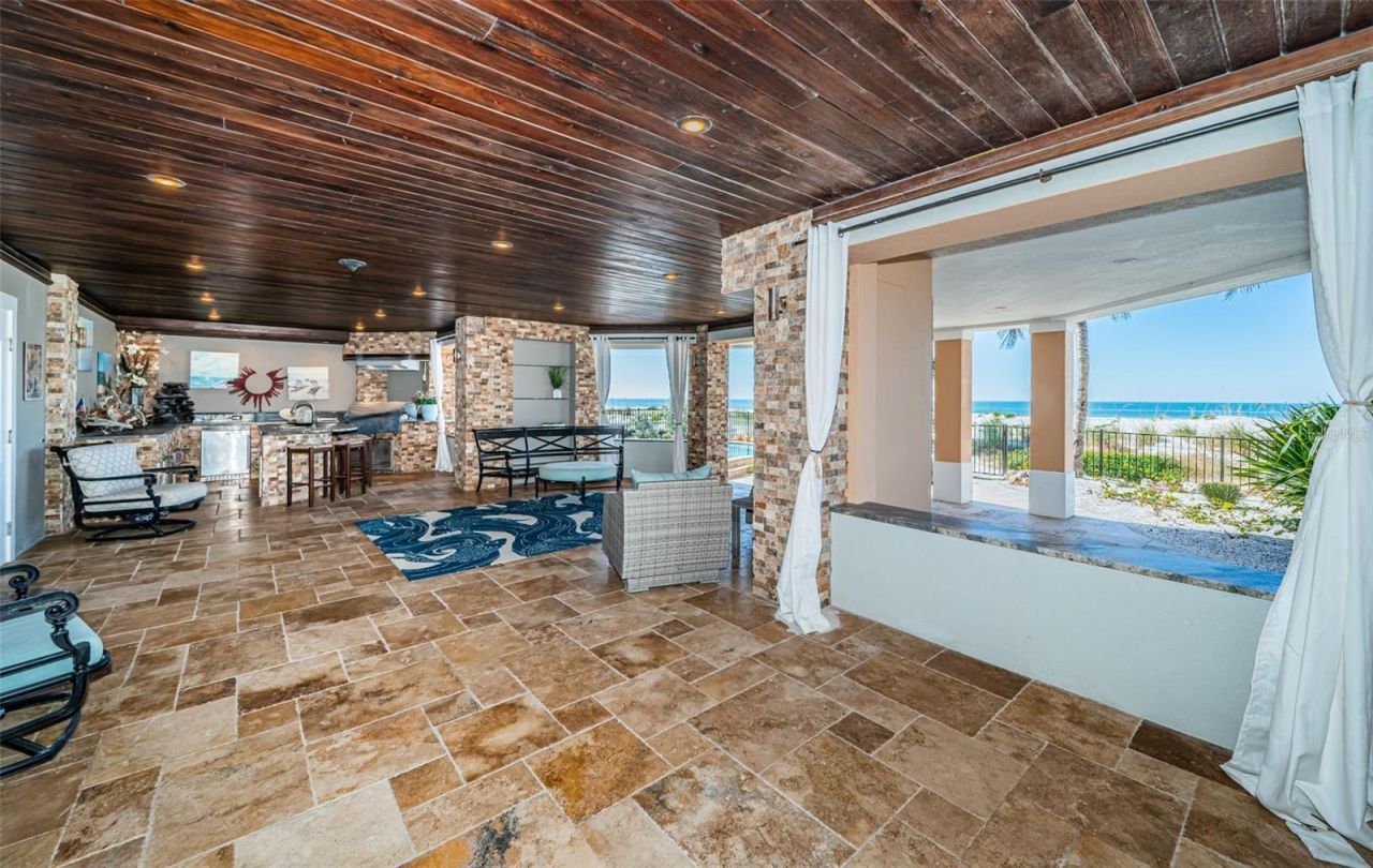 934 Eldorado Avenue, Clearwater Beach, FL 33767 Photo