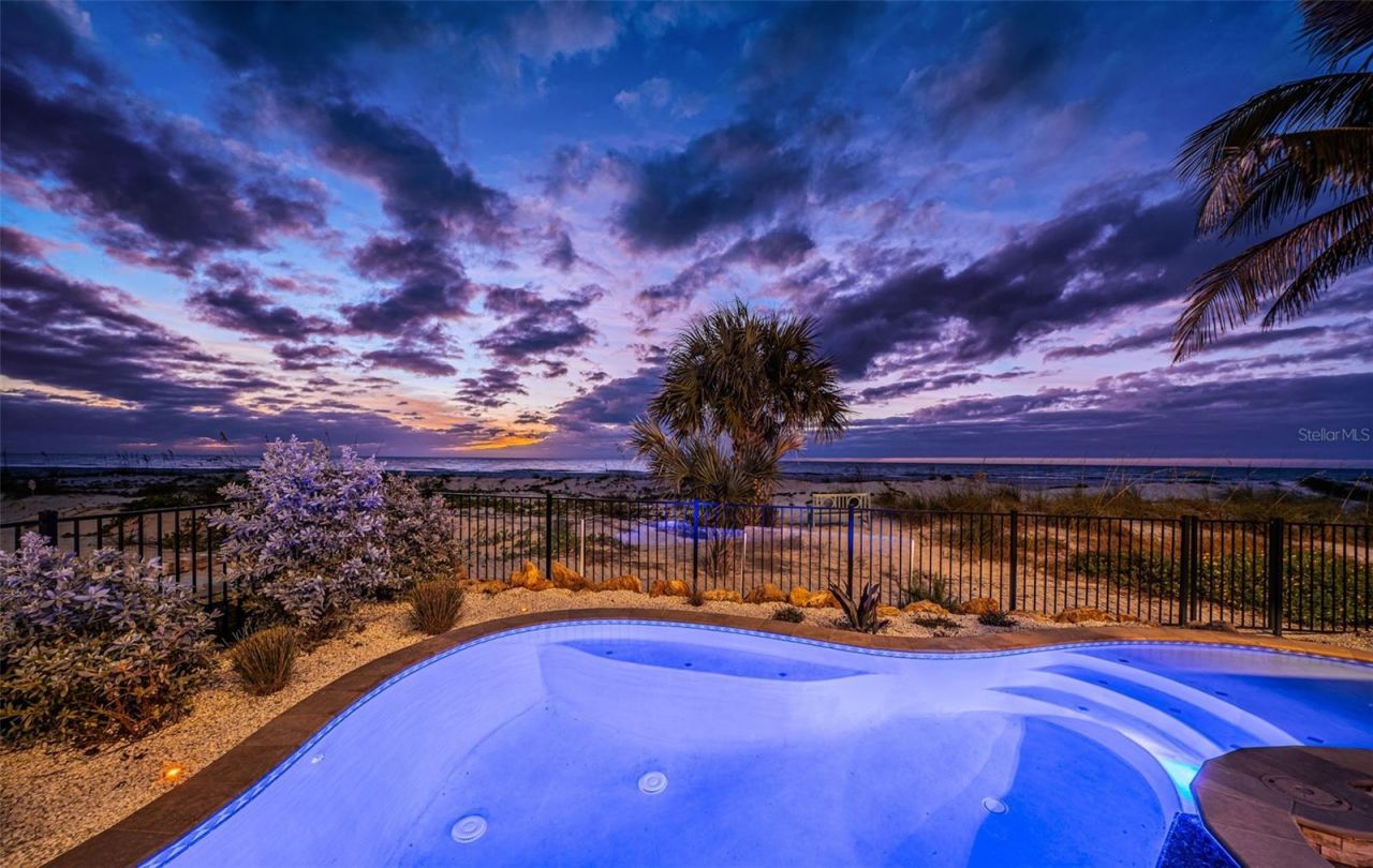 934 Eldorado Avenue, Clearwater Beach, FL 33767 Photo