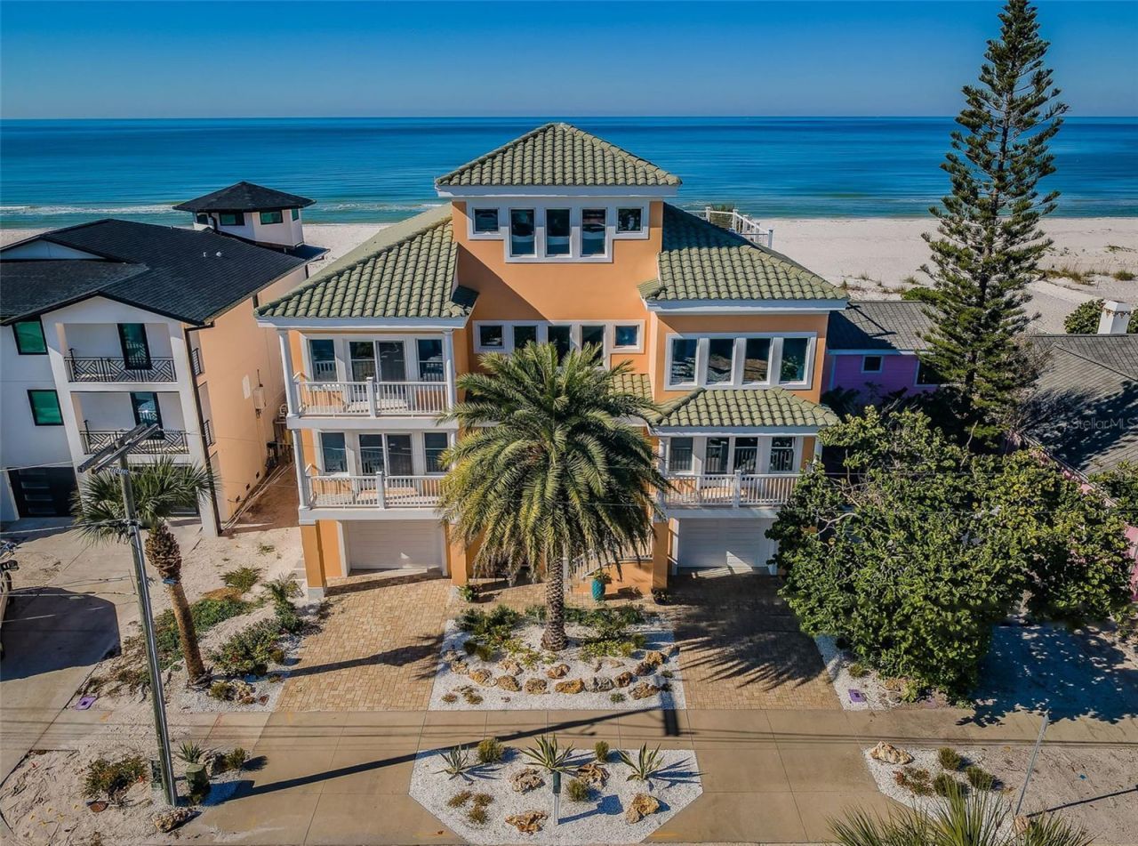 934 Eldorado Avenue, Clearwater Beach, FL 33767 Photo