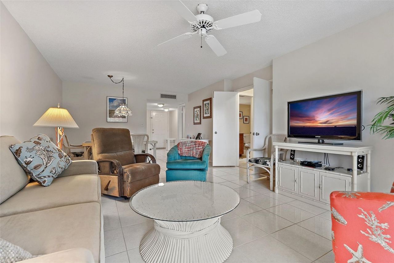 6077 Bahia Del Mar Boulevard, Unit 119, Saint Petersburg, FL 33715 Photo