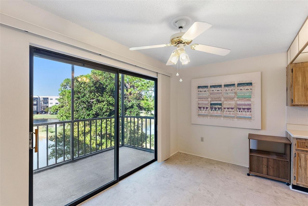 6188 80th Street N, Unit 303, Saint Petersburg, FL 33709 Photo