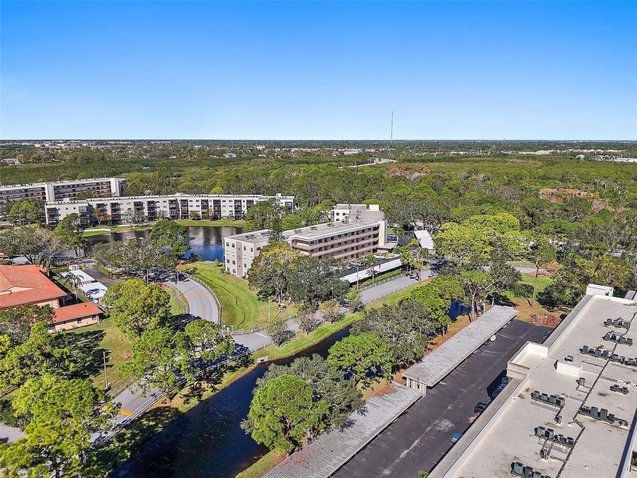6188 80th Street N, Unit 303, Saint Petersburg, FL 33709 Photo