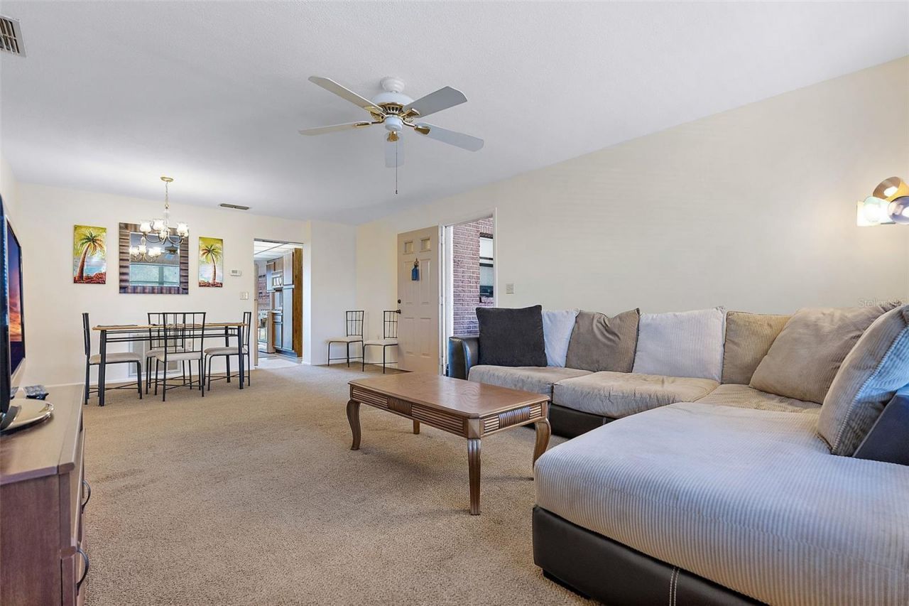 6188 80th Street N, Unit 303, Saint Petersburg, FL 33709 Photo