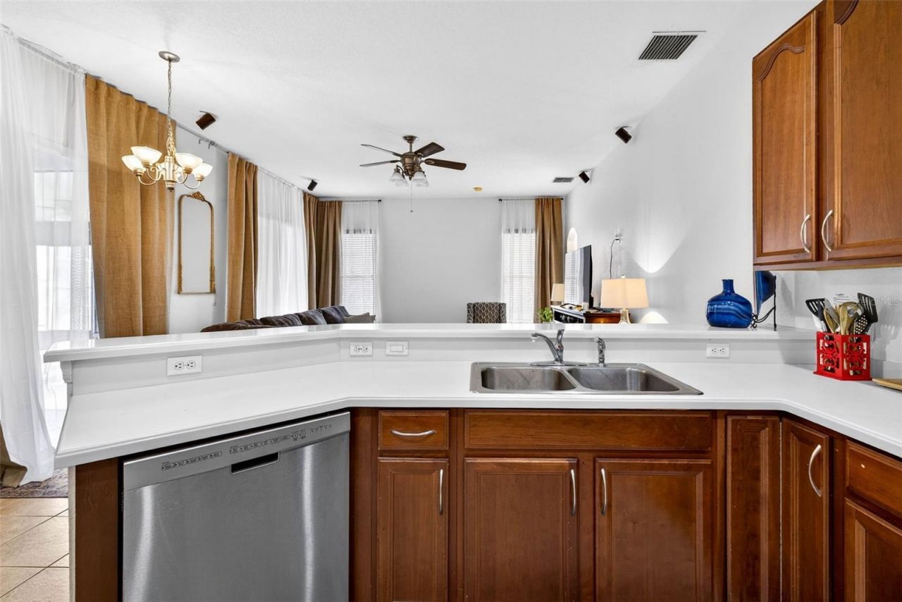 1923 Rutherford Drive, Dover, FL 33527 Photo