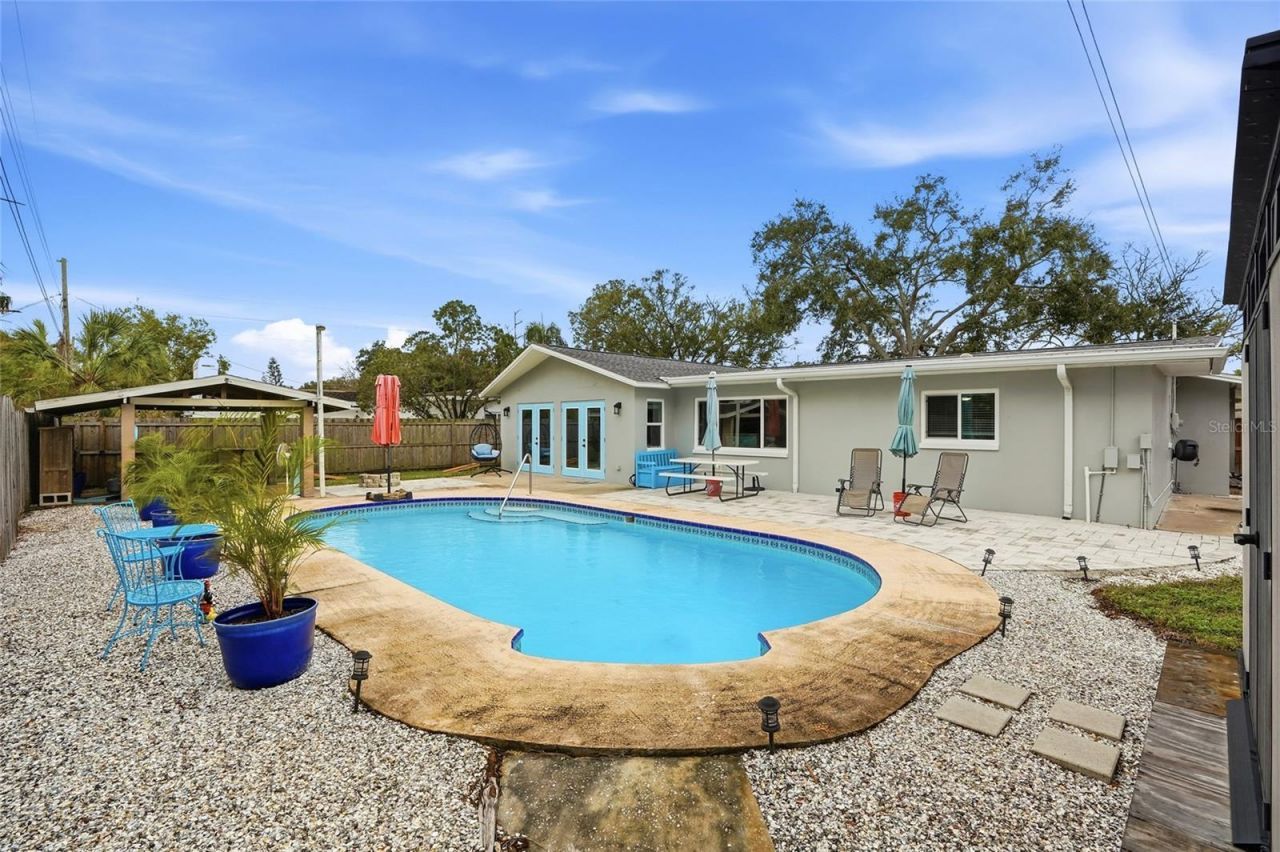 921 Deville Drive E, Largo, FL 33771 Photo