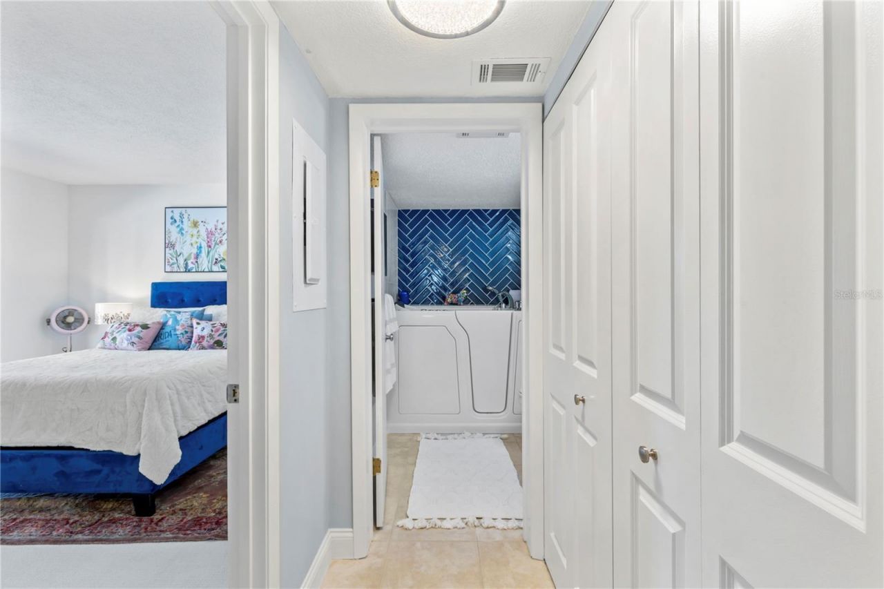 503 N Causeway, Unit 1020, New Smyrna Beach, FL 32169 Photo