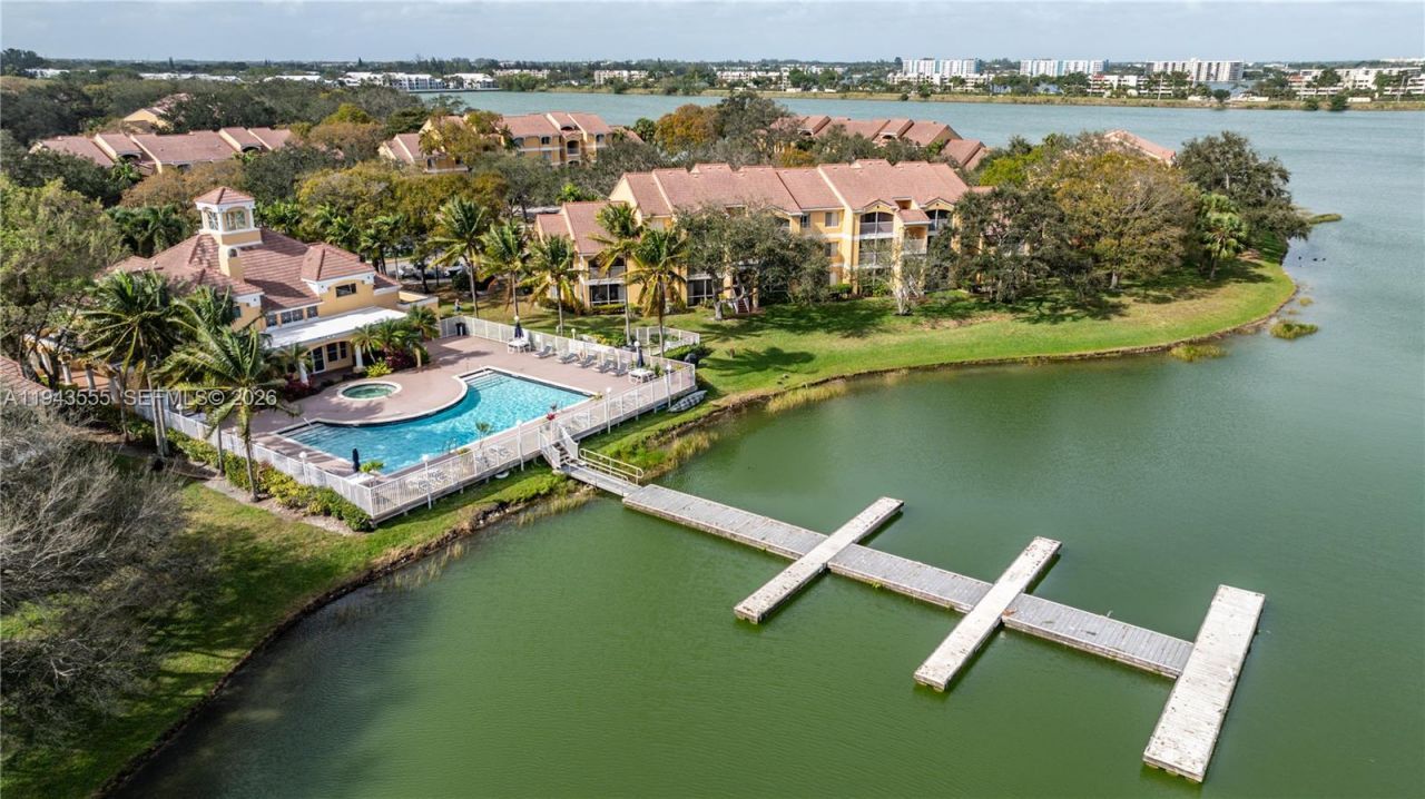 2485 NW 33rd St, Unit 1612, Oakland Park, FL 33309 Photo