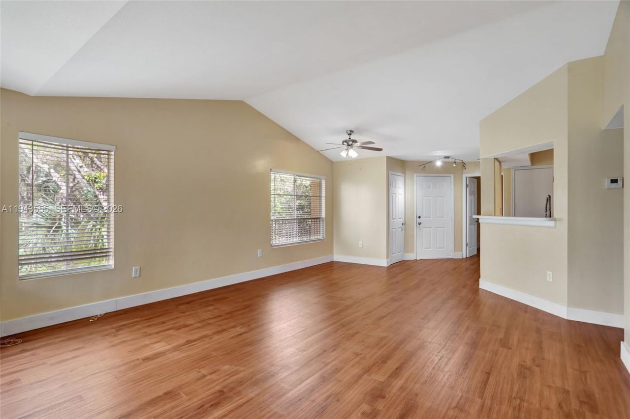 2485 NW 33rd St, Unit 1612, Oakland Park, FL 33309 Photo