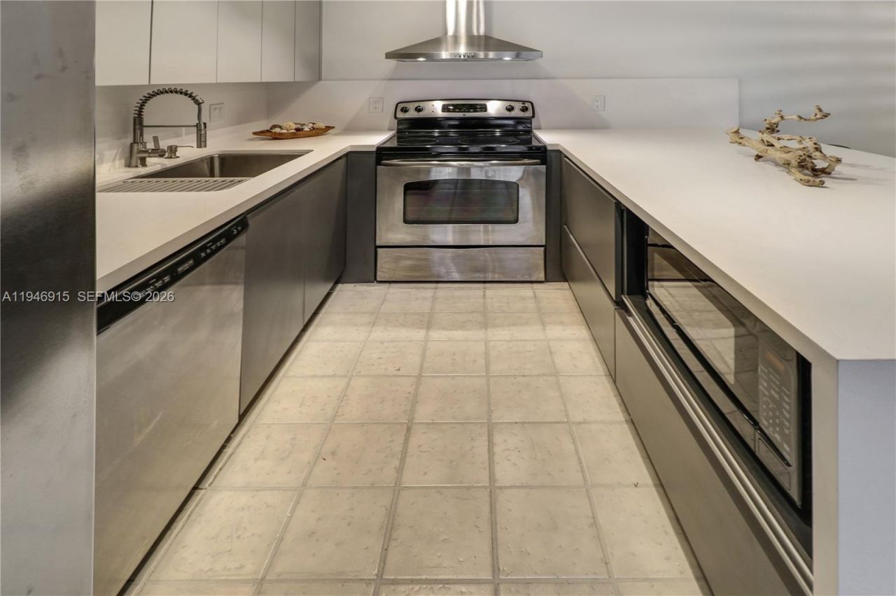 9977 NW 6th Ct, Unit 9977, Plantation, FL 33324 Photo