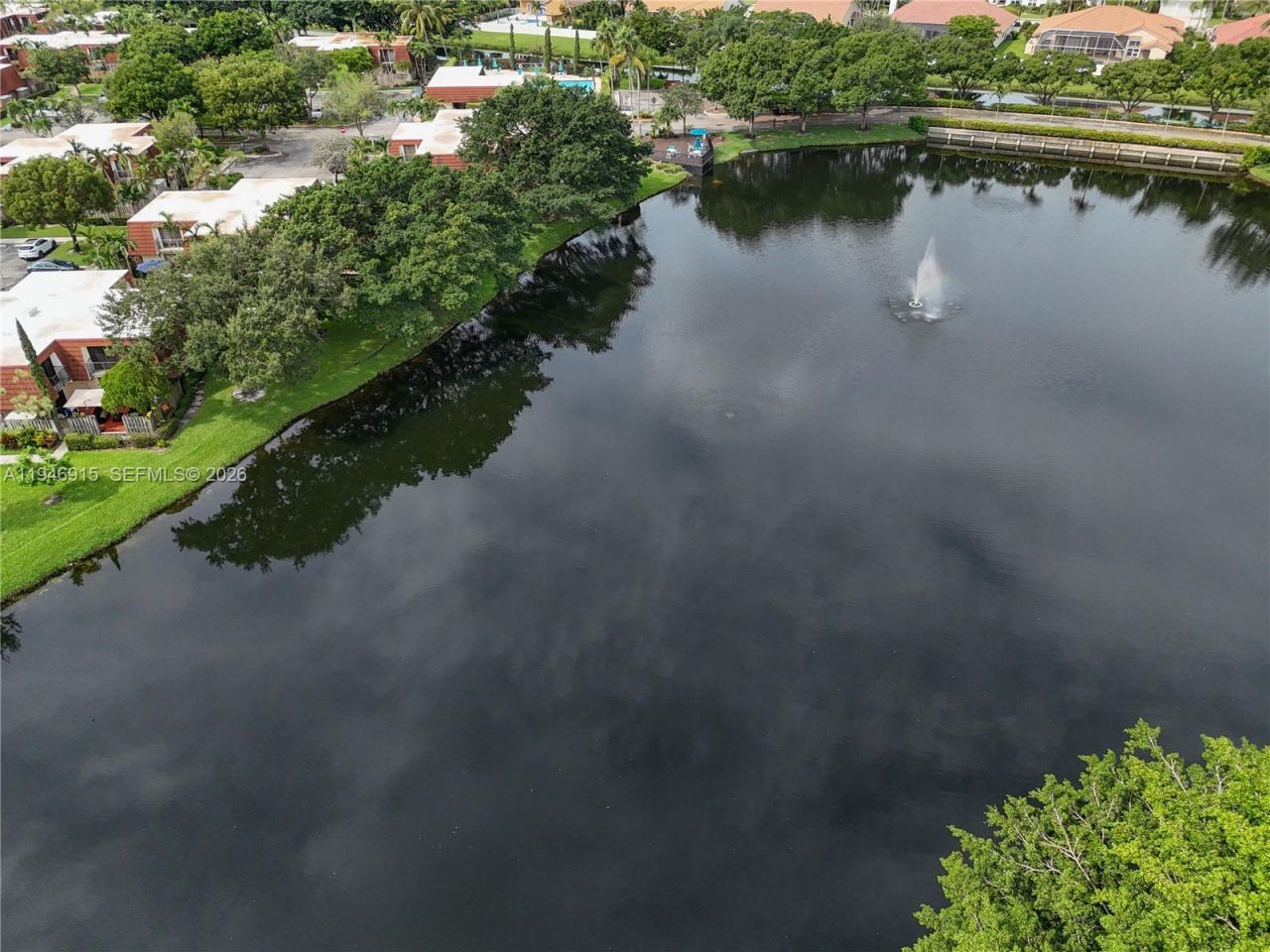 9977 NW 6th Ct, Unit 9977, Plantation, FL 33324 Photo