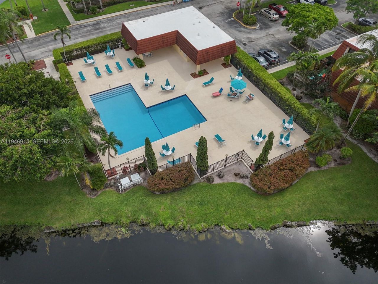 9977 NW 6th Ct, Unit 9977, Plantation, FL 33324 Photo