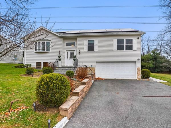 38 Kathwood Road, White Plains, NY 10607