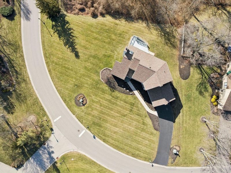 10301 Giverny Boulevard, Evendale, OH 45241 Photo 1