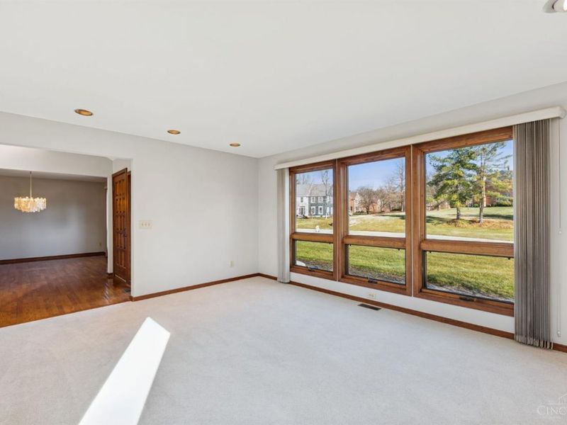 10301 Giverny Boulevard, Evendale, OH 45241 Photo 22