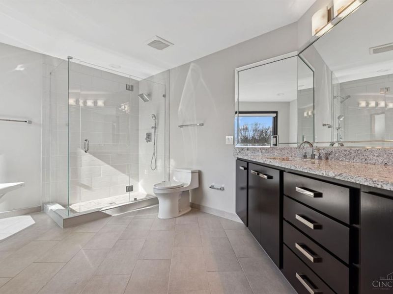 10301 Giverny Boulevard, Evendale, OH 45241 Photo 48