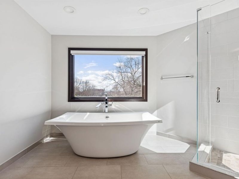 10301 Giverny Boulevard, Evendale, OH 45241 Photo 50