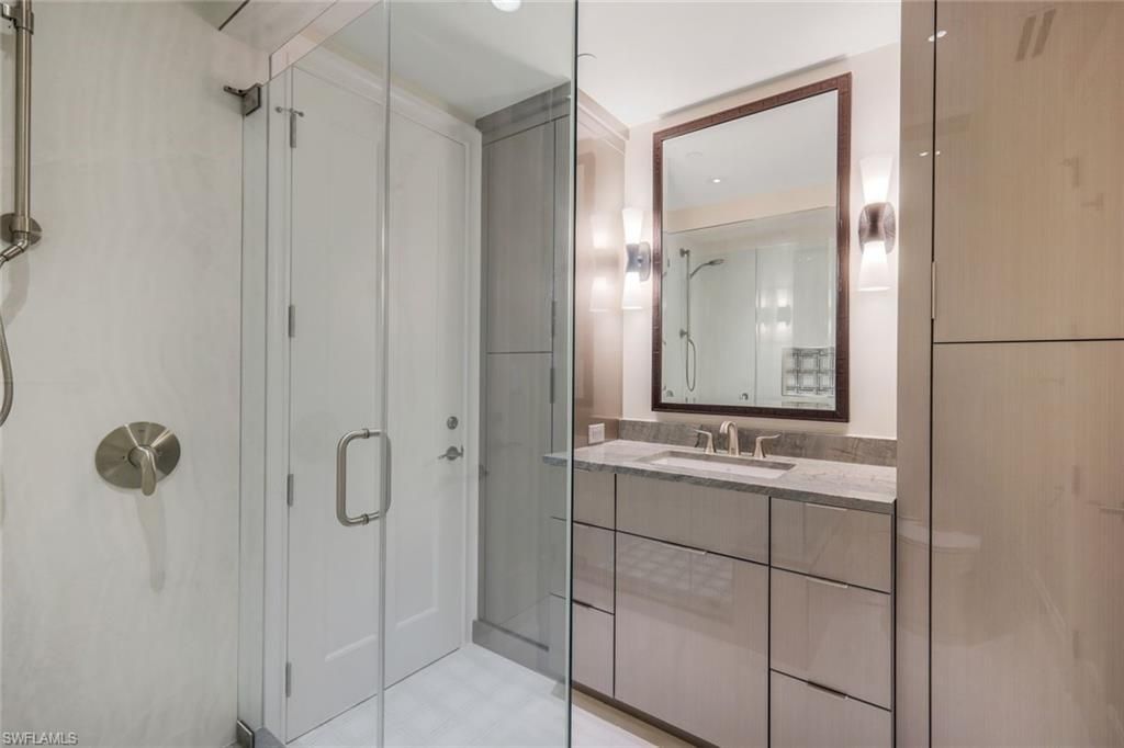 285 Grande Way, Unit 1006, Naples, FL 34110 Photo