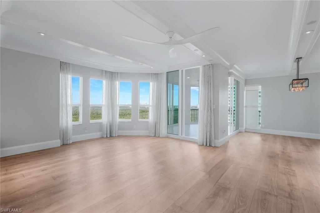 285 Grande Way, Unit 1006, Naples, FL 34110 Photo