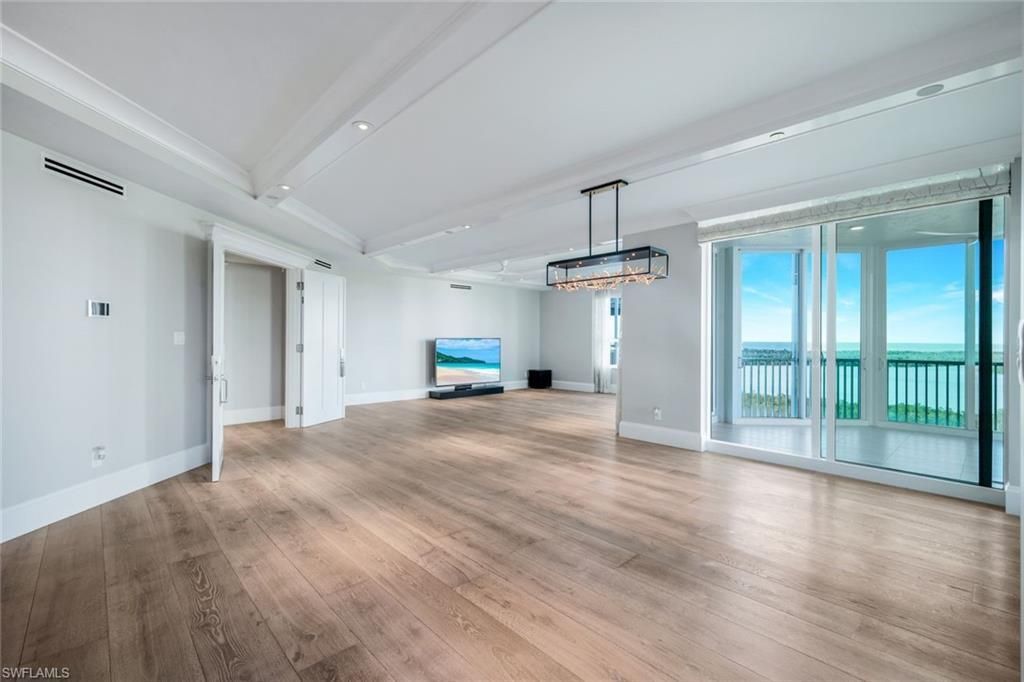 285 Grande Way, Unit 1006, Naples, FL 34110 Photo