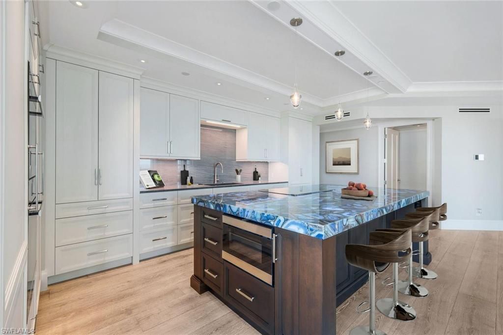 285 Grande Way, Unit 1006, Naples, FL 34110 Photo