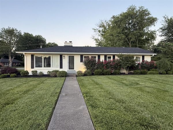 620 Sherwood Drive, Bowling Green, KY 42103