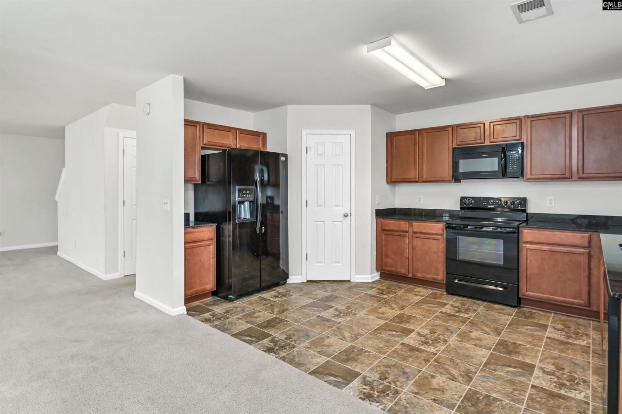 118 Whitton Court Photo 12