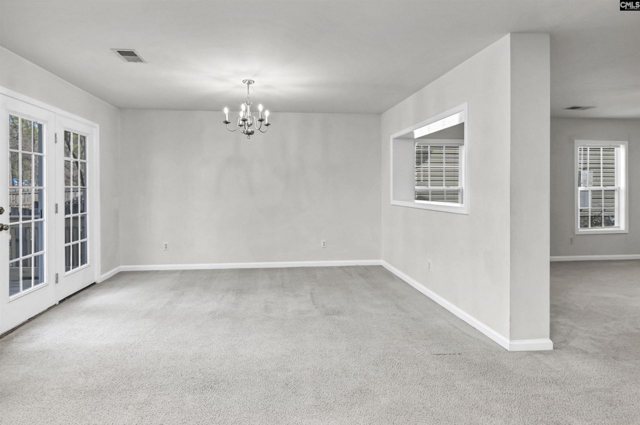 118 Whitton Court Photo 14