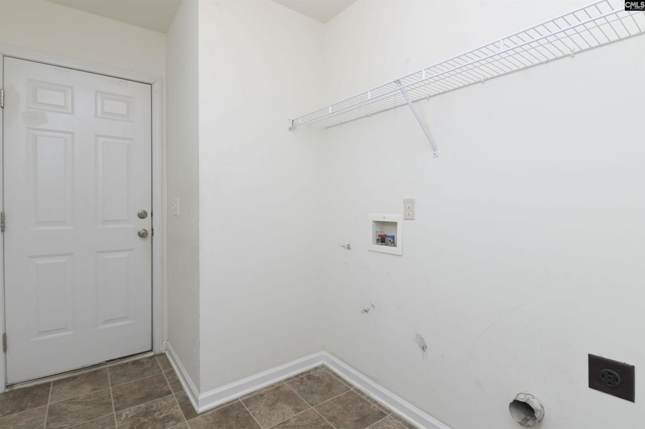 118 Whitton Court Photo 16