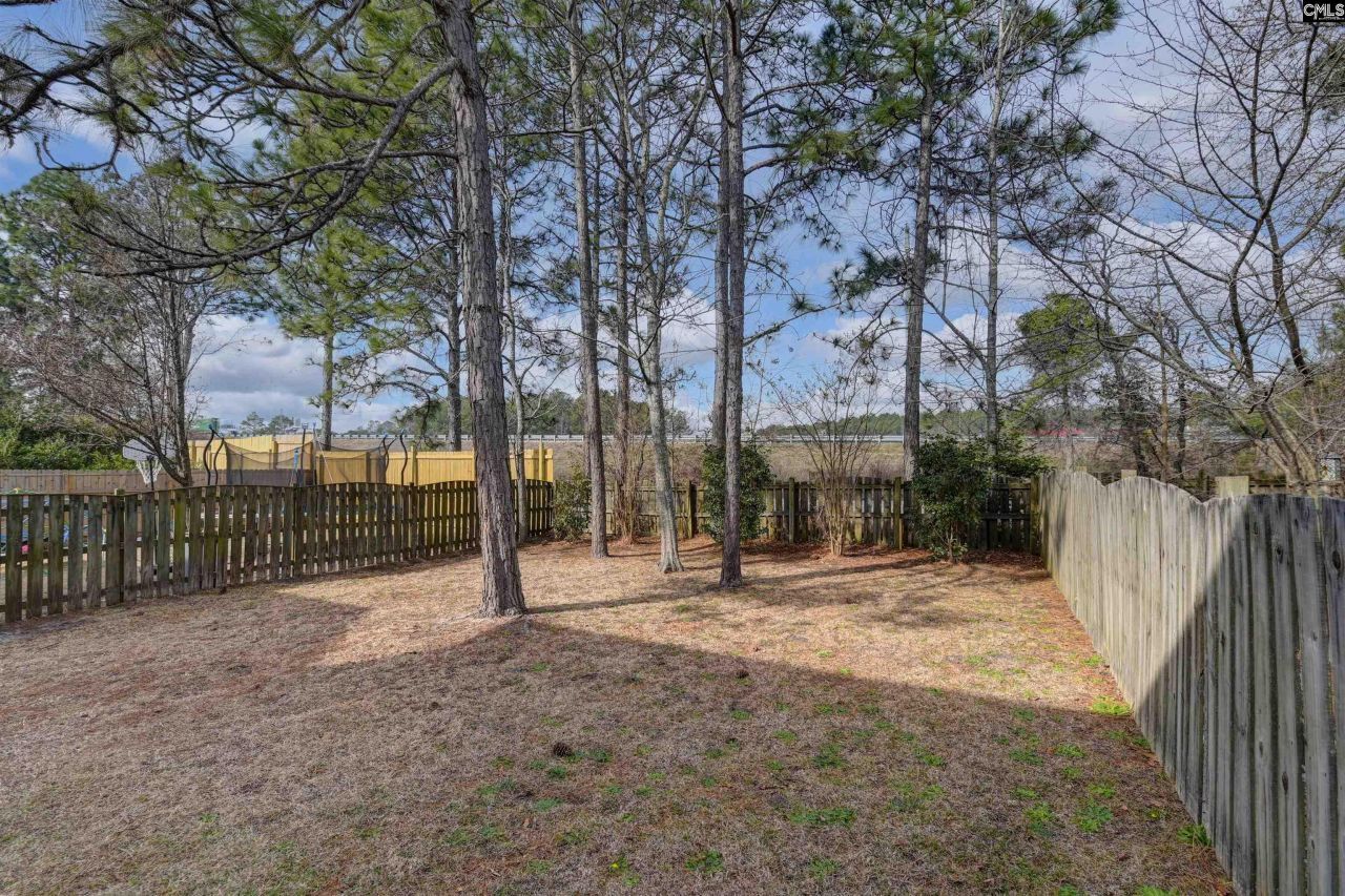 118 Whitton Court Photo 35