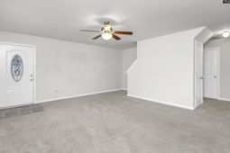 118 Whitton Court photo 4