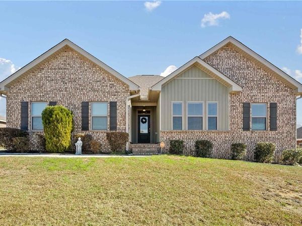 2360 Philsdale Lane, Semmes, AL 36521