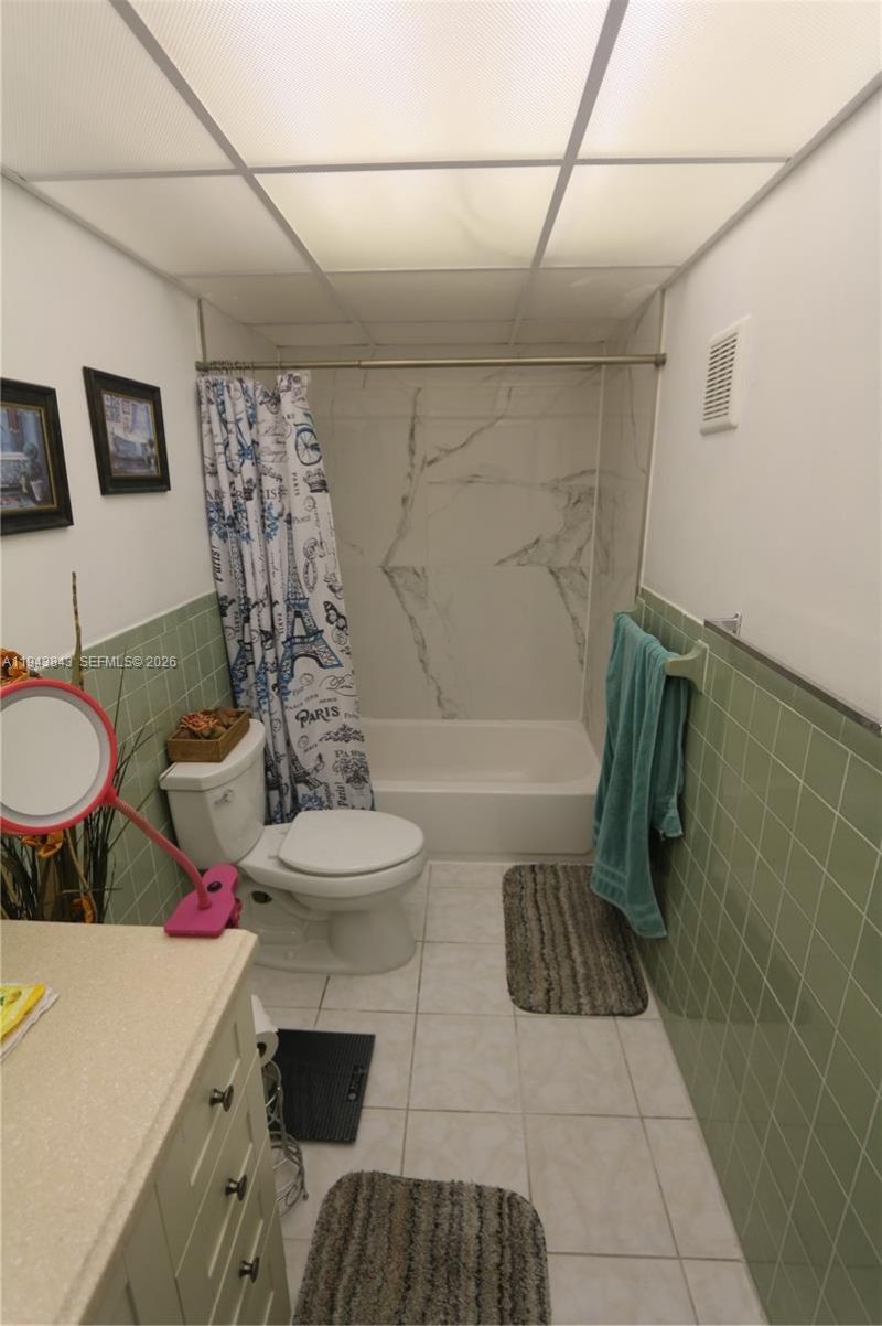 6940 NW Miami Gardens Dr, Unit 1-430, Hialeah, FL 33015 Photo