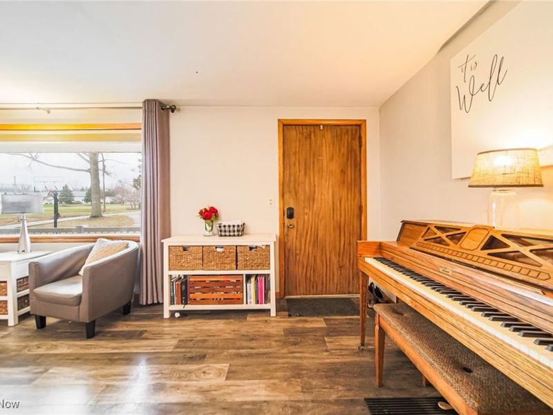 327 Briarhill Street, Rittman, OH 44270 Photo 11