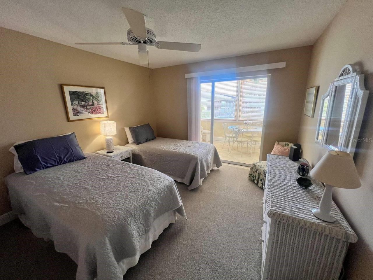 1125 W Peppertree Drive, Unit 202, Sarasota, FL 34242 Photo
