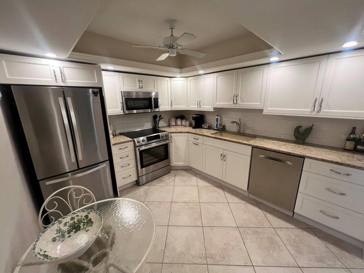 1125 W Peppertree Drive, Unit 202, Sarasota, FL 34242 Photo