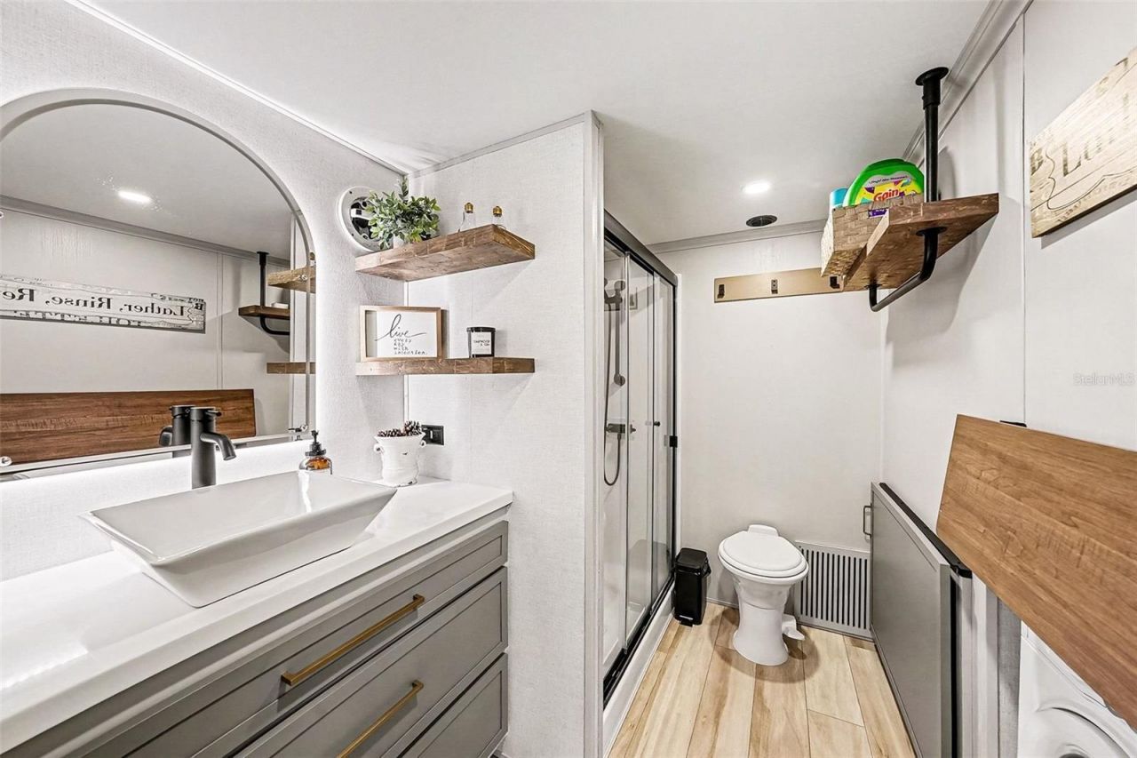 17296 Raintree Road, Lutz, FL 33558 Photo