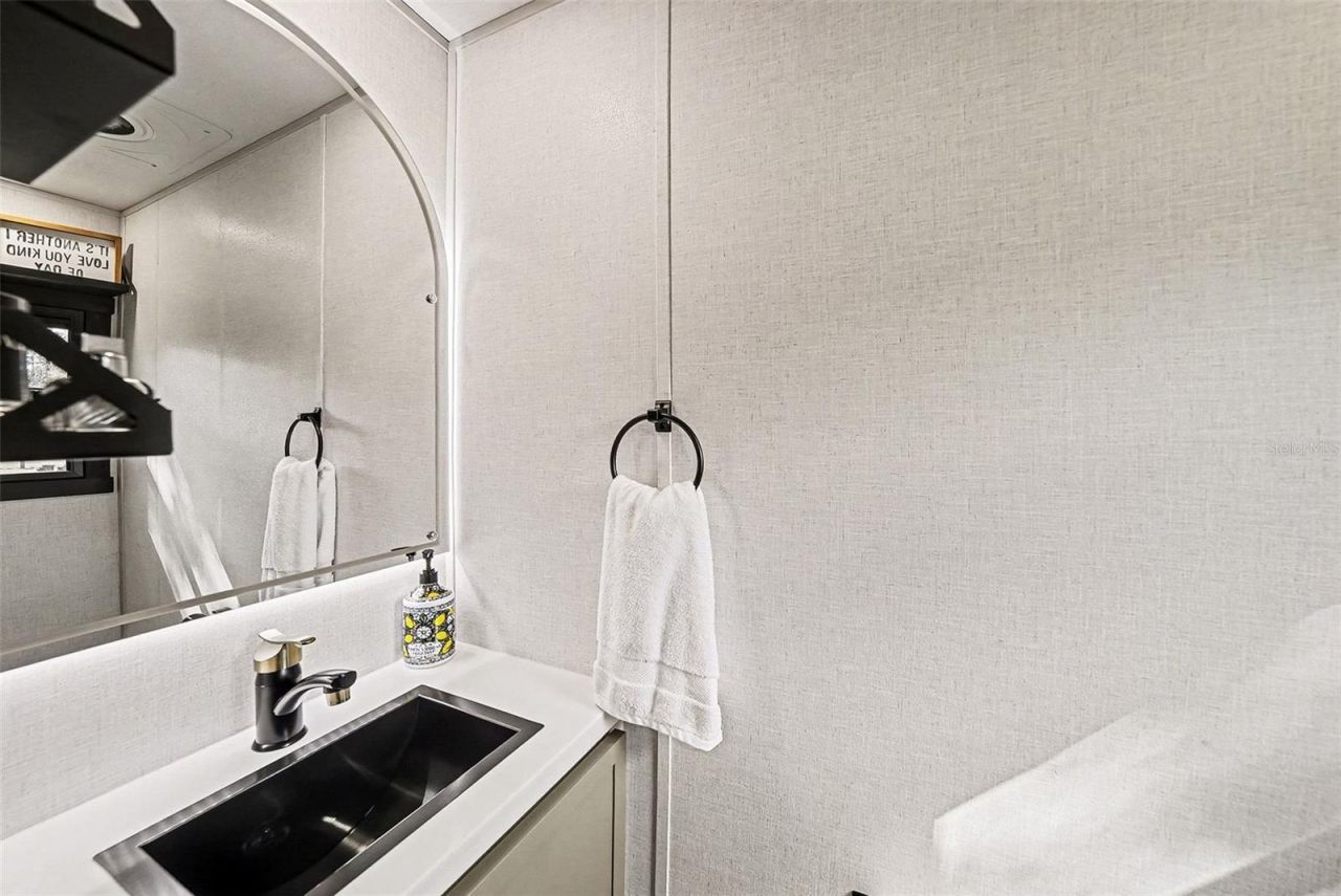 17296 Raintree Road, Lutz, FL 33558 Photo