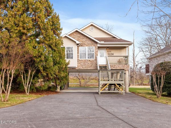 522 Tanasi Tr, Pigeon Forge, TN 37863