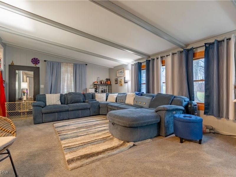 5613 Thunderbird Circle NW, North Canton, OH 44720 Photo 10