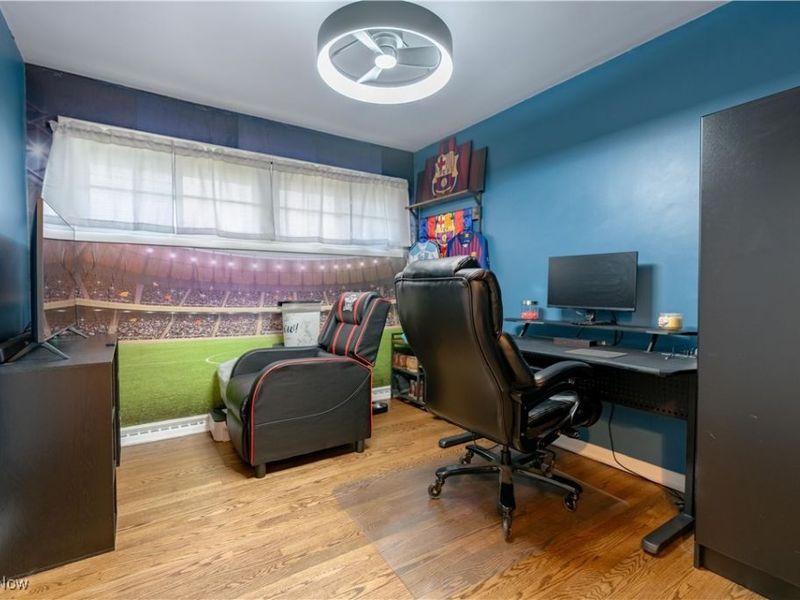 5613 Thunderbird Circle NW, North Canton, OH 44720 Photo 17