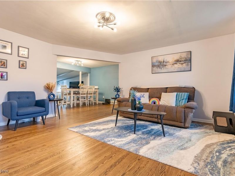 5613 Thunderbird Circle NW, North Canton, OH 44720 Photo 8