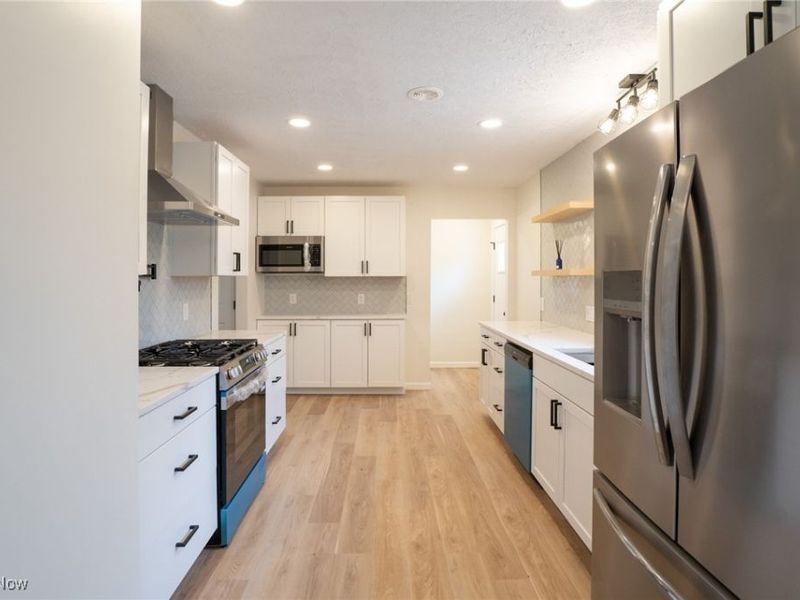 3929 Lor Ron Street, Kent, OH 44240 Photo 11