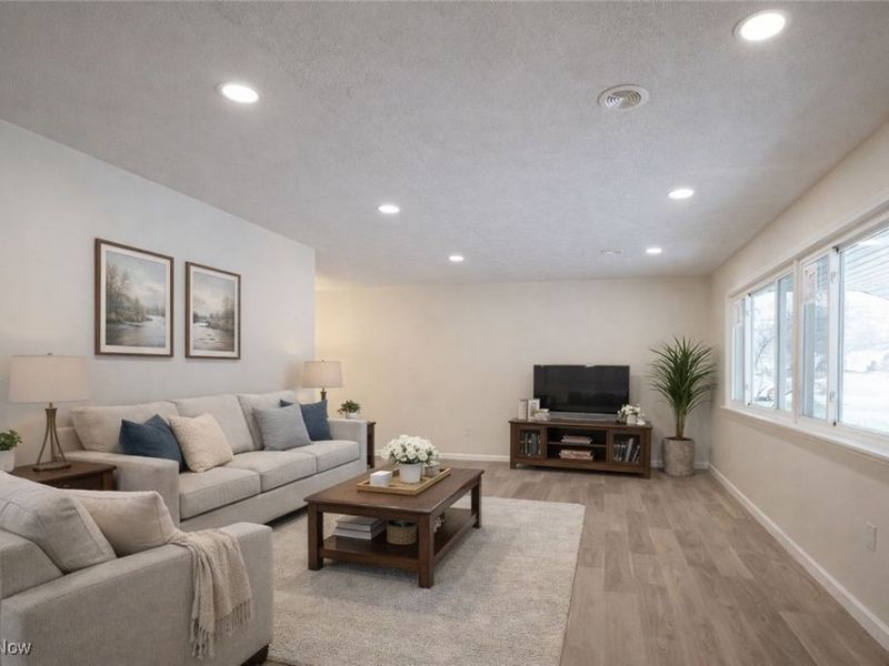 3929 Lor Ron Street, Kent, OH 44240 Photo 3