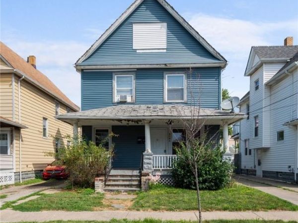 3812 Poe Avenue, Cleveland, OH 44109