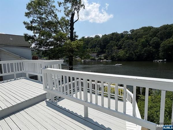 38 River Styx Road, HOPATCONG, NJ 07843