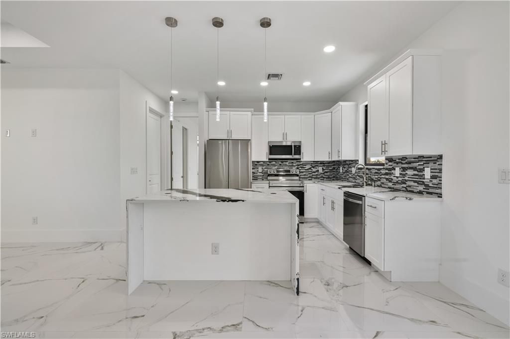1708 El Dorado Blvd N, Cape Coral, FL 33993 Photo